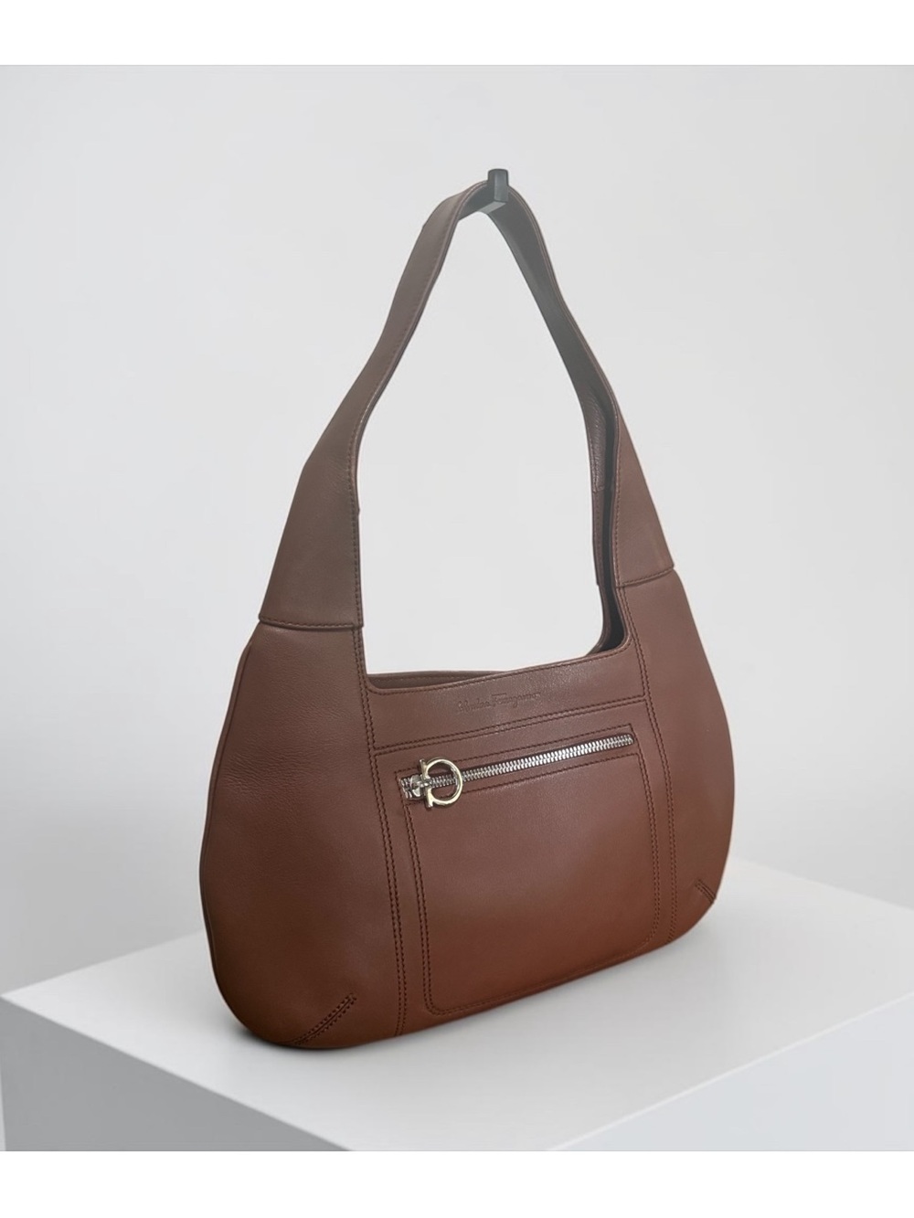 Salvatore Ferragamo Vintage Brown Leather Shoulder Hobo Bag with Dust Cover - Picture 4 of 16